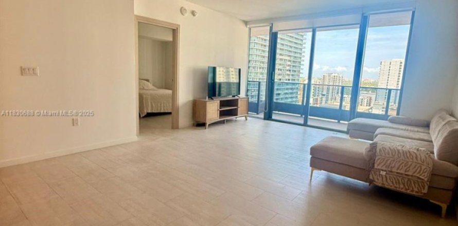 Condo à Miami, Floride, 1 chambre  № 1939821