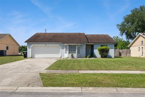 Villa ou maison à vendre à Orlando, Floride: 3 chambres, 108.23 m2 № 2396431 - photo 2