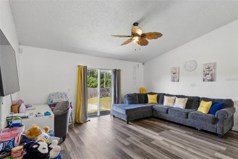 Villa ou maison à vendre à Orlando, Floride: 3 chambres, 108.23 m2 № 2396431 - photo 7