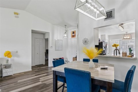 Villa ou maison à vendre à Orlando, Floride: 3 chambres, 108.23 m2 № 2396431 - photo 5