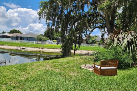 Villa ou maison à vendre à Wesley Chapel, Floride: 3 chambres, 170.75 m2 № 2400351 - photo 21