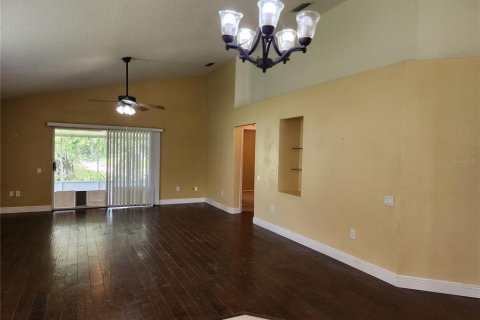 Villa ou maison à vendre à Wesley Chapel, Floride: 3 chambres, 170.75 m2 № 2400351 - photo 7