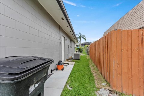 House in Altamonte Springs, Florida 4 bedrooms, 173.26 sq.m. № 1803144 - photo 7