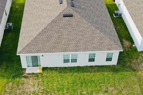 House in Haines City, Florida 4 bedrooms, 158.21 sq.m. № 1747226 - photo 4