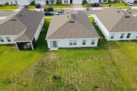 House in Haines City, Florida 4 bedrooms, 158.21 sq.m. № 1747226 - photo 6