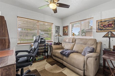 Villa ou maison à vendre à Deerfield Beach, Floride: 2 chambres, 110.55 m2 № 2066402 - photo 27