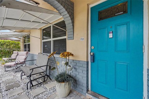 Villa ou maison à vendre à Deerfield Beach, Floride: 2 chambres, 110.55 m2 № 2066402 - photo 4