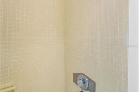 Condo in Belleair Bluffs, Florida, 1 bedroom  № 1746421 - photo 30