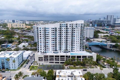 Condo à Miami, Floride, 2 chambres  № 2076048