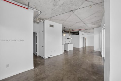 Copropriété à louer à Miami, Floride: 2 chambres, 92.34 m2 № 2076048 - photo 7