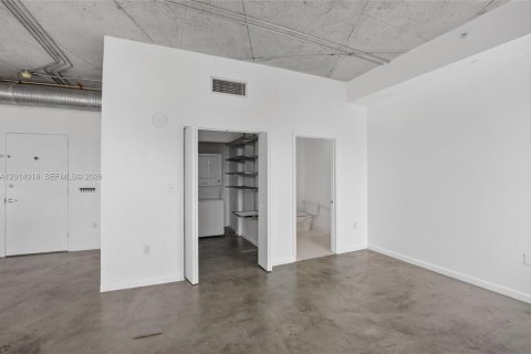 Copropriété à louer à Miami, Floride: 2 chambres, 92.34 m2 № 2076048 - photo 11