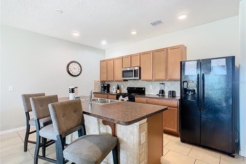 Adosado en venta en Davenport, Florida, 4 dormitorios, 202.9 m2 № 1919022 - foto 14