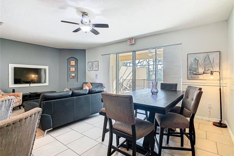 Adosado en venta en Davenport, Florida, 4 dormitorios, 202.9 m2 № 1919022 - foto 21