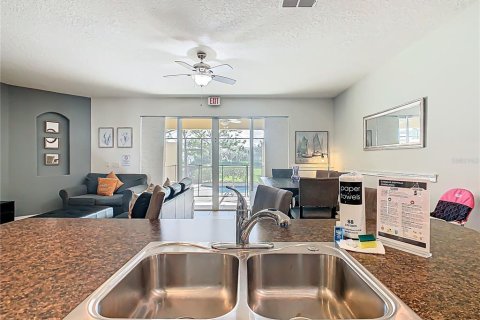 Adosado en venta en Davenport, Florida, 4 dormitorios, 202.9 m2 № 1919022 - foto 18