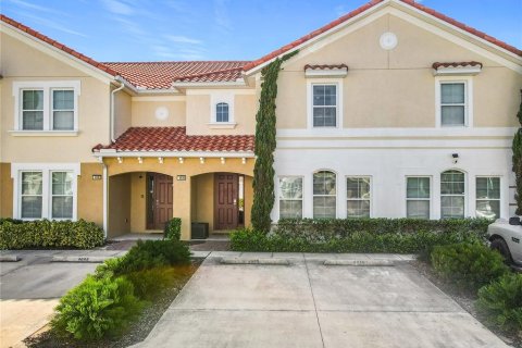 Adosado en venta en Davenport, Florida, 4 dormitorios, 202.9 m2 № 1919022 - foto 1