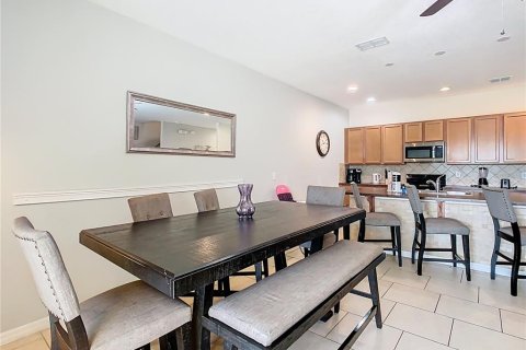 Adosado en venta en Davenport, Florida, 4 dormitorios, 202.9 m2 № 1919022 - foto 24