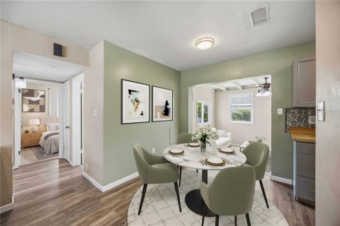 House in Port Charlotte, Florida 2 bedrooms, 88.44 sq.m. № 2212896 - photo 10