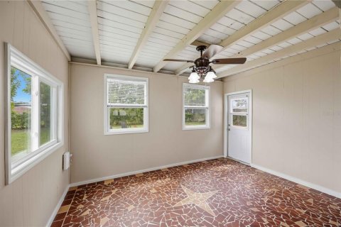 House in Port Charlotte, Florida 2 bedrooms, 88.44 sq.m. № 2212896 - photo 19