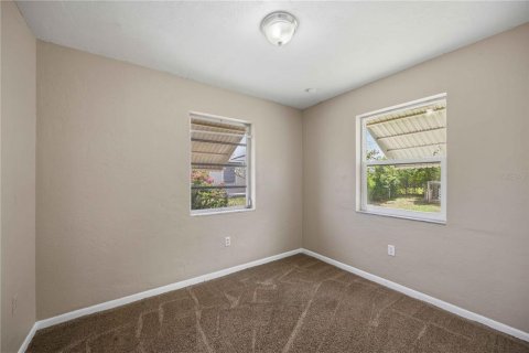 House in Port Charlotte, Florida 2 bedrooms, 88.44 sq.m. № 2212896 - photo 25