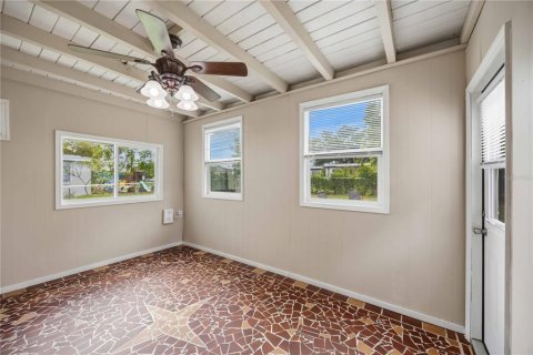 House in Port Charlotte, Florida 2 bedrooms, 88.44 sq.m. № 2212896 - photo 21