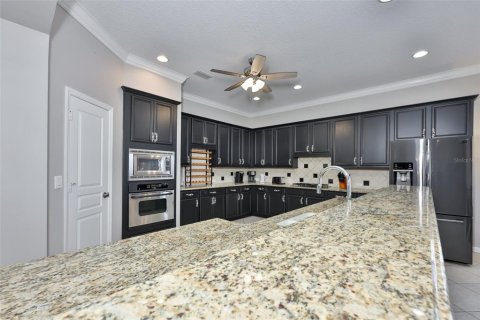 House in Apollo Beach, Florida 4 bedrooms, 302.49 sq.m. № 2228054 - photo 15