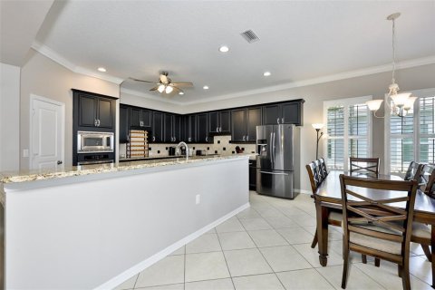 House in Apollo Beach, Florida 4 bedrooms, 302.49 sq.m. № 2228054 - photo 16