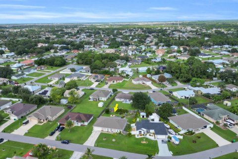 Casa en venta en Port St. Lucie, Florida, 4 dormitorios, 198.25 m2 № 2384557 - foto 25