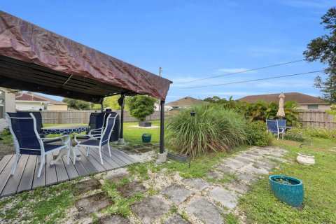 Casa en venta en Port St. Lucie, Florida, 4 dormitorios, 198.25 m2 № 2384557 - foto 28