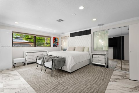 House in Davie, Florida 5 bedrooms, 363.34 sq.m. № 1762913 - photo 15