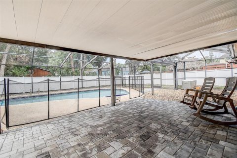 Villa ou maison à vendre à Tampa, Floride: 3 chambres, 178.19 m2 № 2201720 - photo 16