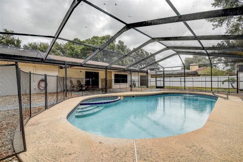 Villa ou maison à vendre à Tampa, Floride: 3 chambres, 178.19 m2 № 2201720 - photo 17