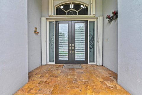 House in Miramar, Florida 4 bedrooms, 232.63 sq.m. № 2191926 - photo 11