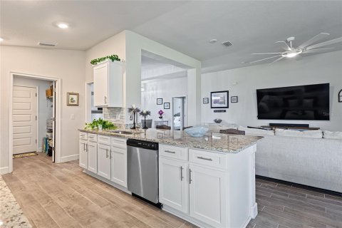 House in Parrish, Florida 3 bedrooms, 183.02 sq.m. № 2339185 - photo 9