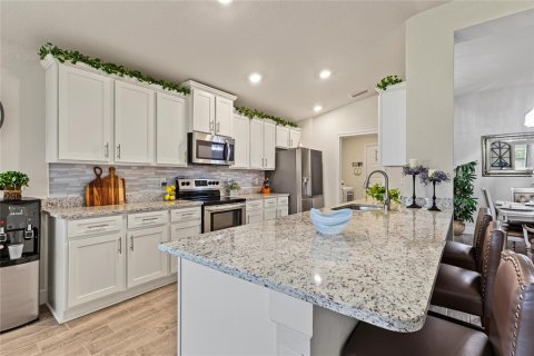 House in Parrish, Florida 3 bedrooms, 183.02 sq.m. № 2339185 - photo 10