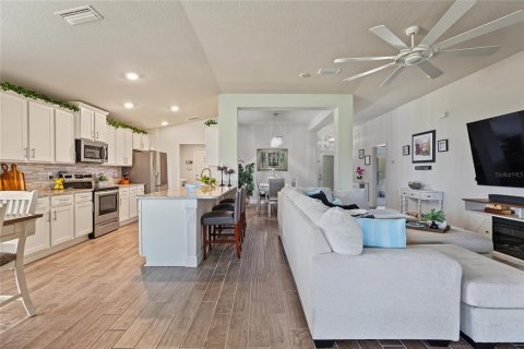 House in Parrish, Florida 3 bedrooms, 183.02 sq.m. № 2339185 - photo 7