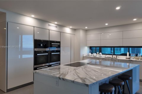 Copropriété à vendre à Sunny Isles Beach, Floride: 4 chambres, 292.64 m2 № 2039826 - photo 7