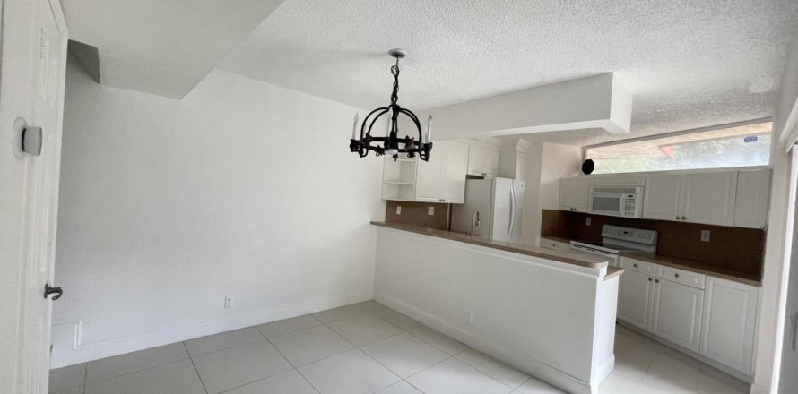Touwnhouse à Boca Raton, Floride 2 chambres, 120.96 m2 № 1210134