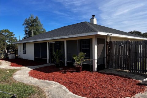 House in Dunnellon, Florida 3 bedrooms, 130.06 sq.m. № 2388756 - photo 2