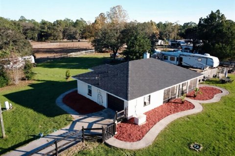 House in Dunnellon, Florida 3 bedrooms, 130.06 sq.m. № 2388756