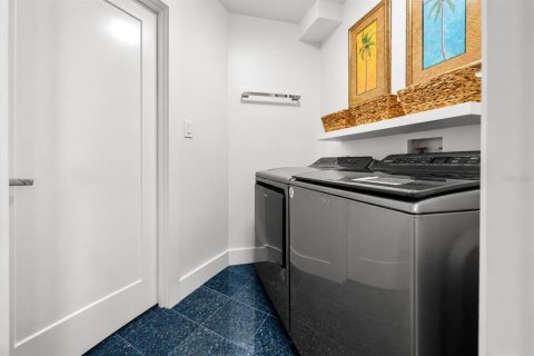 Condominio en venta en Sarasota, Florida, 3 dormitorios, 215.07 m2 № 2355032 - foto 22