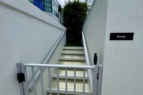 Condominio en venta en Sarasota, Florida, 3 dormitorios, 215.07 m2 № 2355032 - foto 14