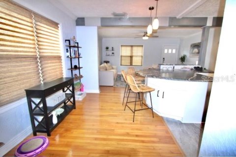 House in Orlando, Florida 2 bedrooms, 134.62 sq.m. № 1810563 - photo 8