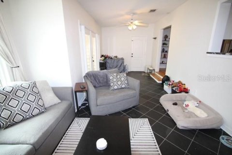 House in Orlando, Florida 2 bedrooms, 134.62 sq.m. № 1810563 - photo 11