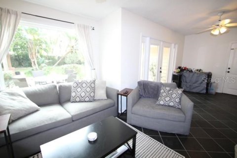 House in Orlando, Florida 2 bedrooms, 134.62 sq.m. № 1810563 - photo 12