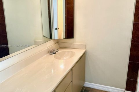 Купить таунхаус в Ривьера-Бич, Флорида 2 спальни, 114.83м2, № 2026494 - фото 17