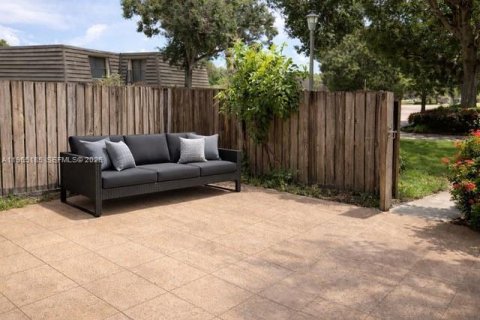 Купить таунхаус в Ривьера-Бич, Флорида 2 спальни, 114.83м2, № 2026494 - фото 4