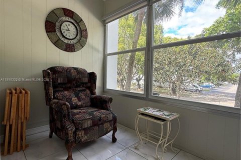 Condo in Lauderhill, Florida, 1 bedroom  № 1951613 - photo 18