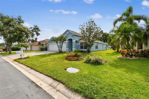 House in Palmetto, Florida 4 bedrooms, 194.17 sq.m. № 1881238 - photo 3