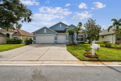 House in Palmetto, Florida 4 bedrooms, 194.17 sq.m. № 1881238 - photo 4