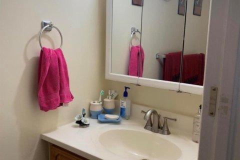 Condominio en venta en West Palm Beach, Florida, 1 dormitorio, 62.43 m2 № 965841 - foto 1